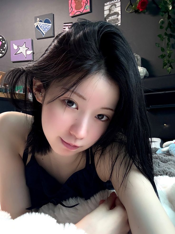 ๐๐๐ช๐ฉ๐๐ข๐, Nova. tweet media