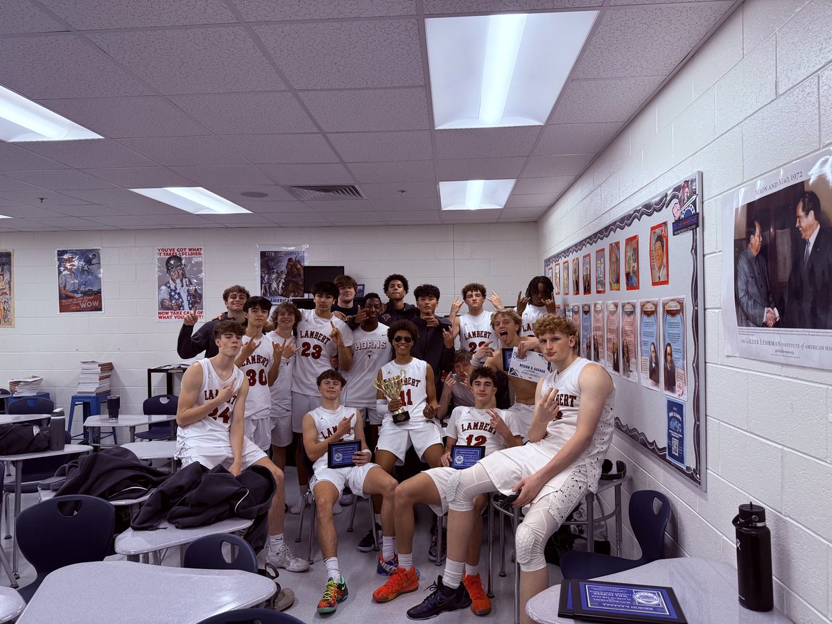 Coach Hillery tweet media