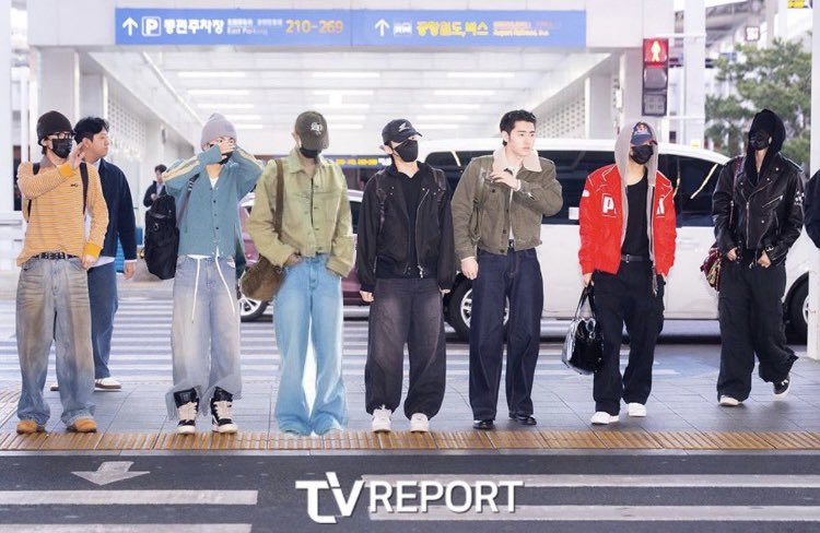 ENGENE, LET'S MAKE NOISE, ENHYPEN IS 7, ENHYPEN WILL ALWAYS BE 7!!!!!  

ENHYPEN IS SEVEN! 

희승이를 다시 엔하이픈으로 되돌리다!
#엔하이픈은_일곱이다
#엔하이픈은_7명이다
#엔하이픈_일곱을_지켜
#빌리프랩_설명해라