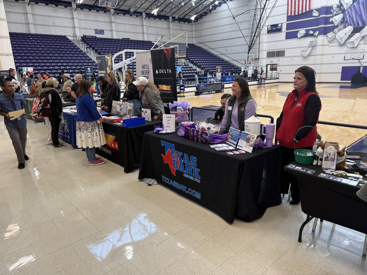 Toby Tucker tweet media