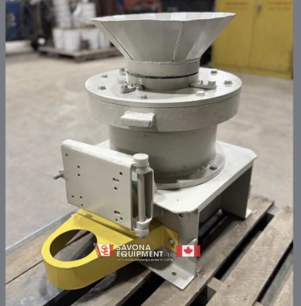 SavonaEquipment's tweet image. Marcy 10in Gy-Roll lab cone crusher. With feed hopper. Up to 600lb/hr capacity. 0.5in max particle size. V-belt drive. 1HP motor required. savonaequipment.com/en/marcy-10in-…  #labequipment  #conecrusher #crushing