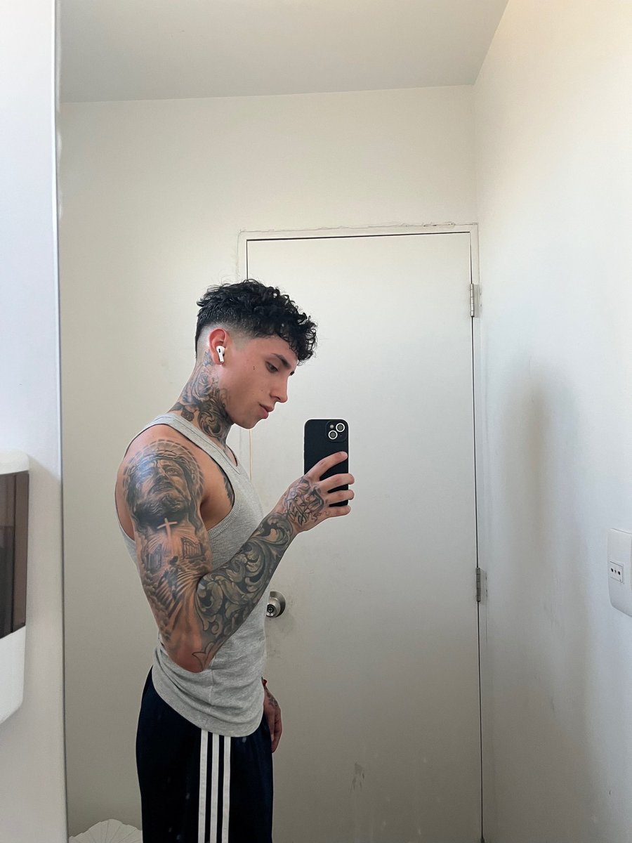 ⚔️⚔️🇨🇱 tweet media