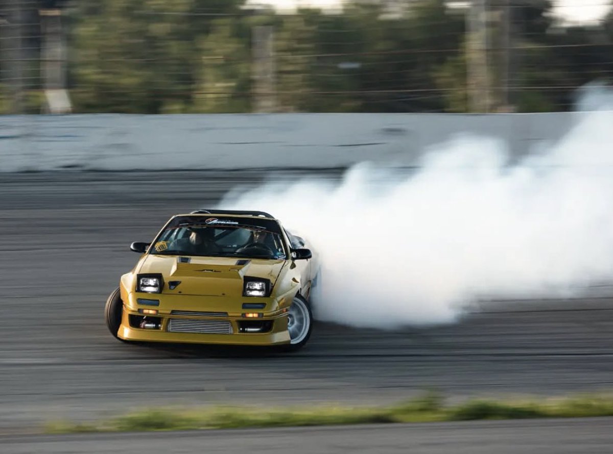 Rent 4 Racing tweet media