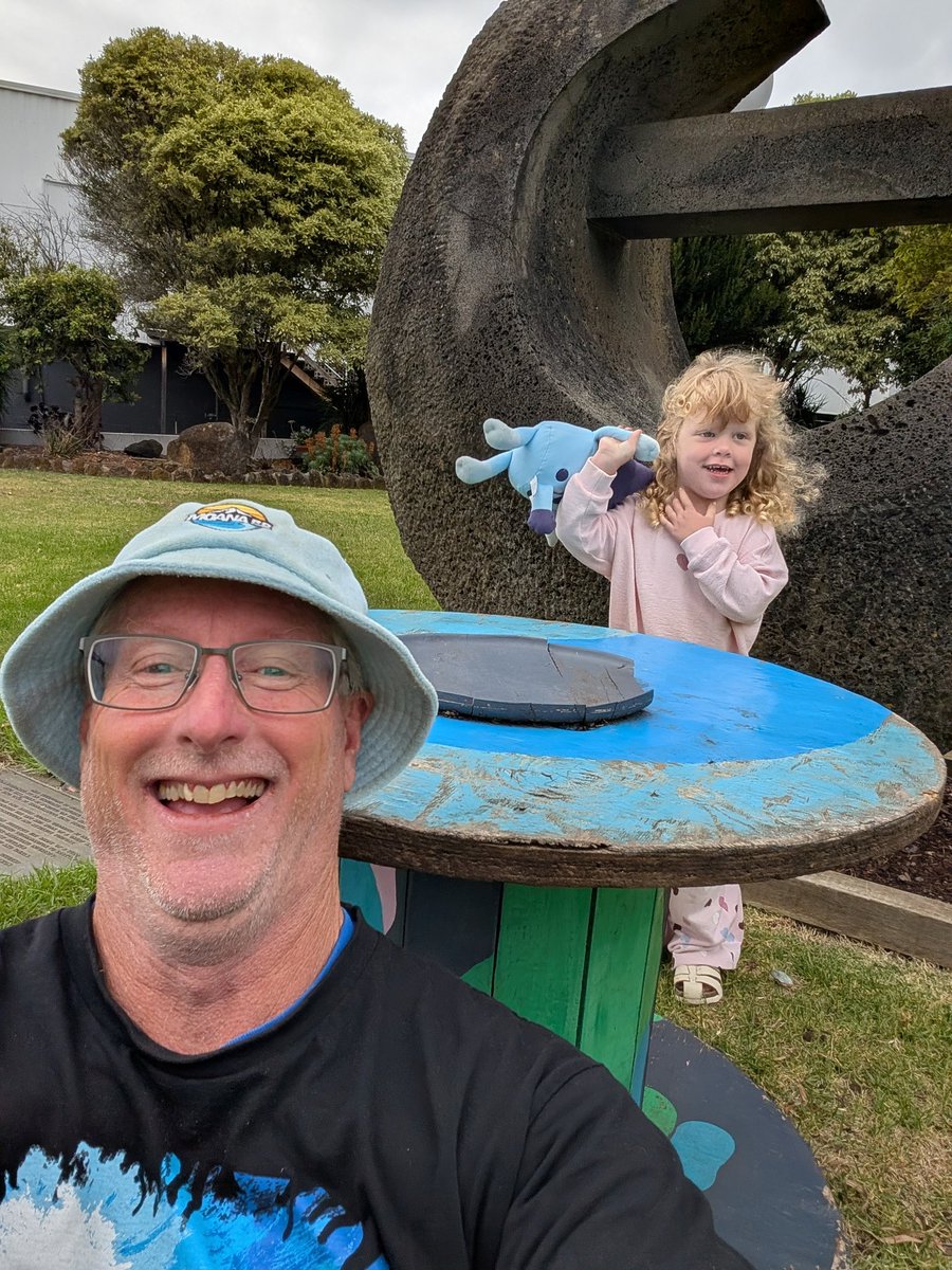 Bundogs's tweet photo. I had some morning time with Miss Bea and Bluey 😜 #whataunit #livingthedream #familytime https://t.co/GFq0WuLc3R