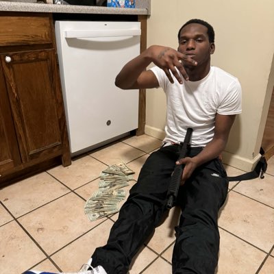 static4kl's tweet photo. #NewProfilePic https://t.co/uuQpxNXCMG