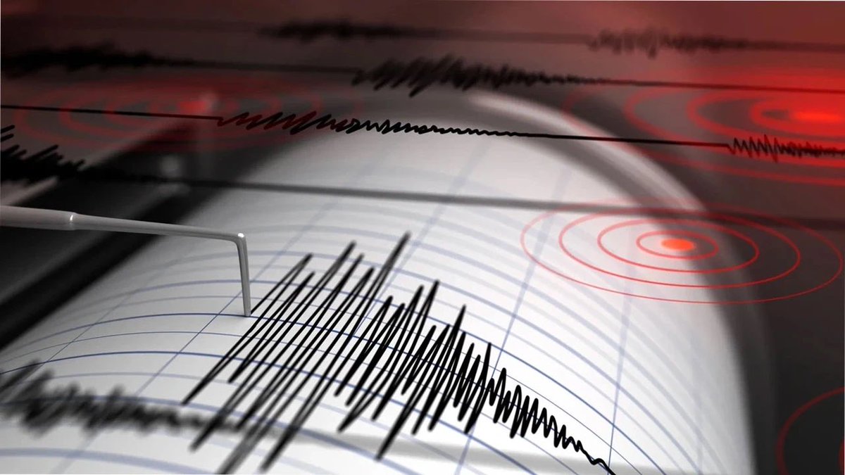 #SONDAKİKA | Ankara'da 4.1 büyüklüğünde #deprem meydana geldi.
Tüm Vatandaşlarımıza Geçmiş olsun.