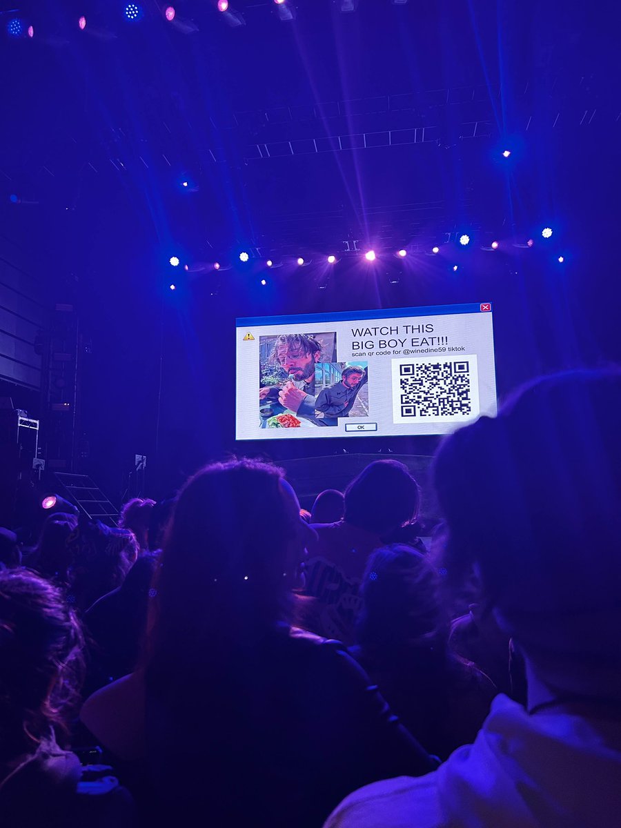 legally incorrect 9-1-1 tweet media