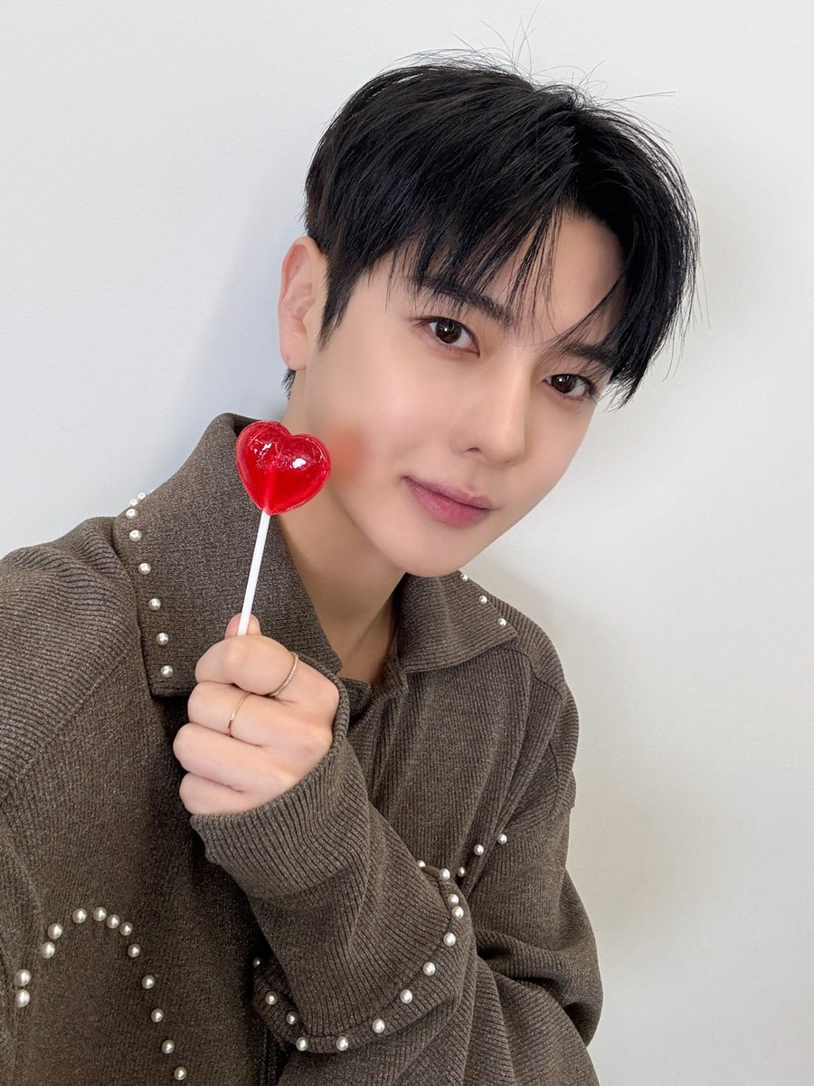 렌 (REN) tweet media