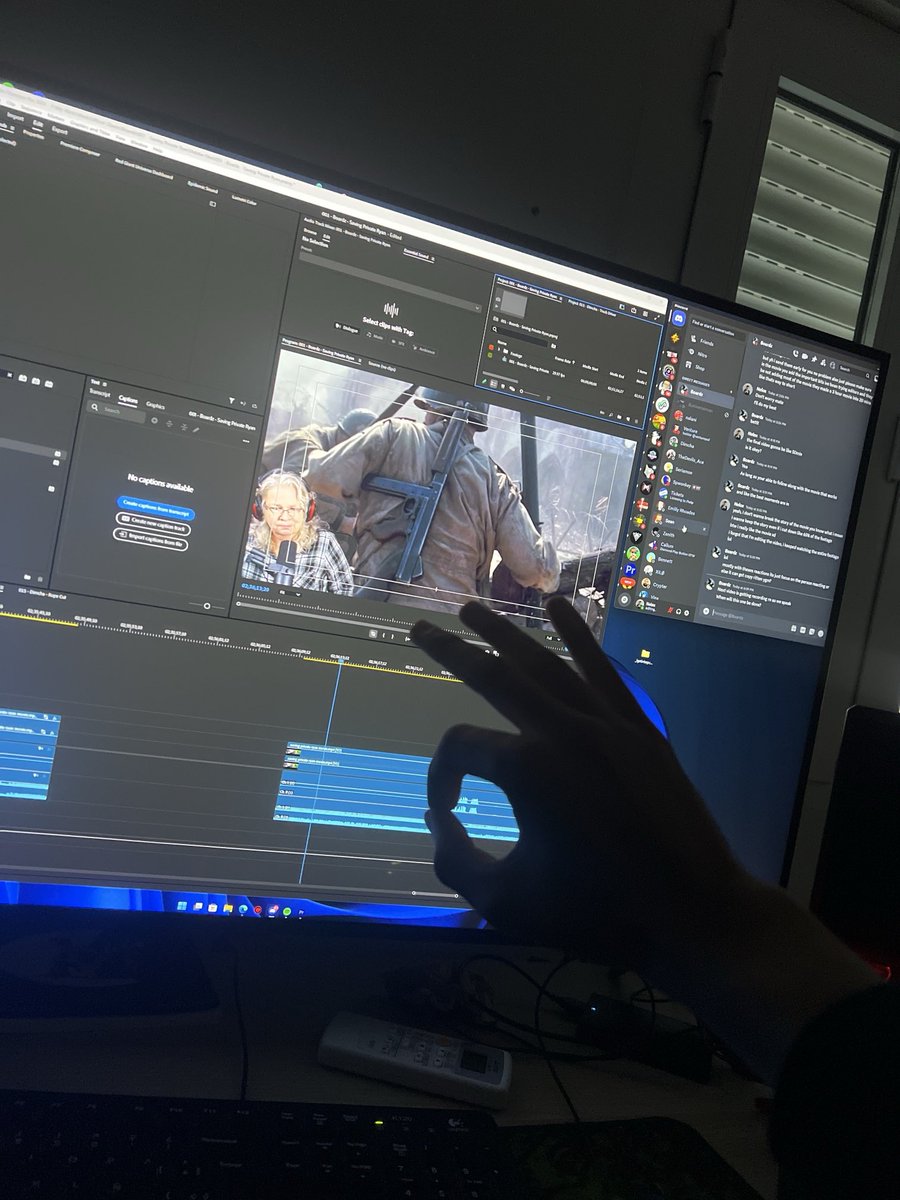 JoeNelox's tweet photo. My monitor stopped working mid editing, so I had to use my TV to finish the project 🙂 https://t.co/nHdn2d6IyS
