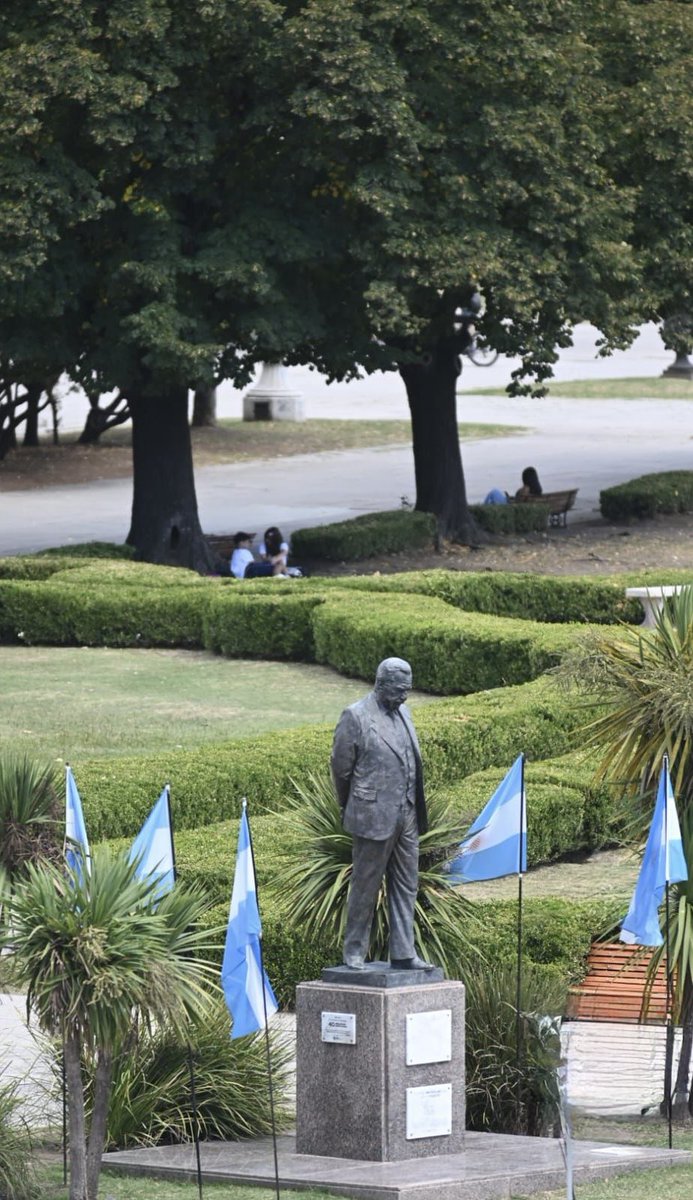 Emiliano Balbín tweet media