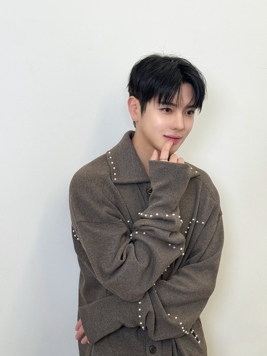 렌 (REN) tweet media