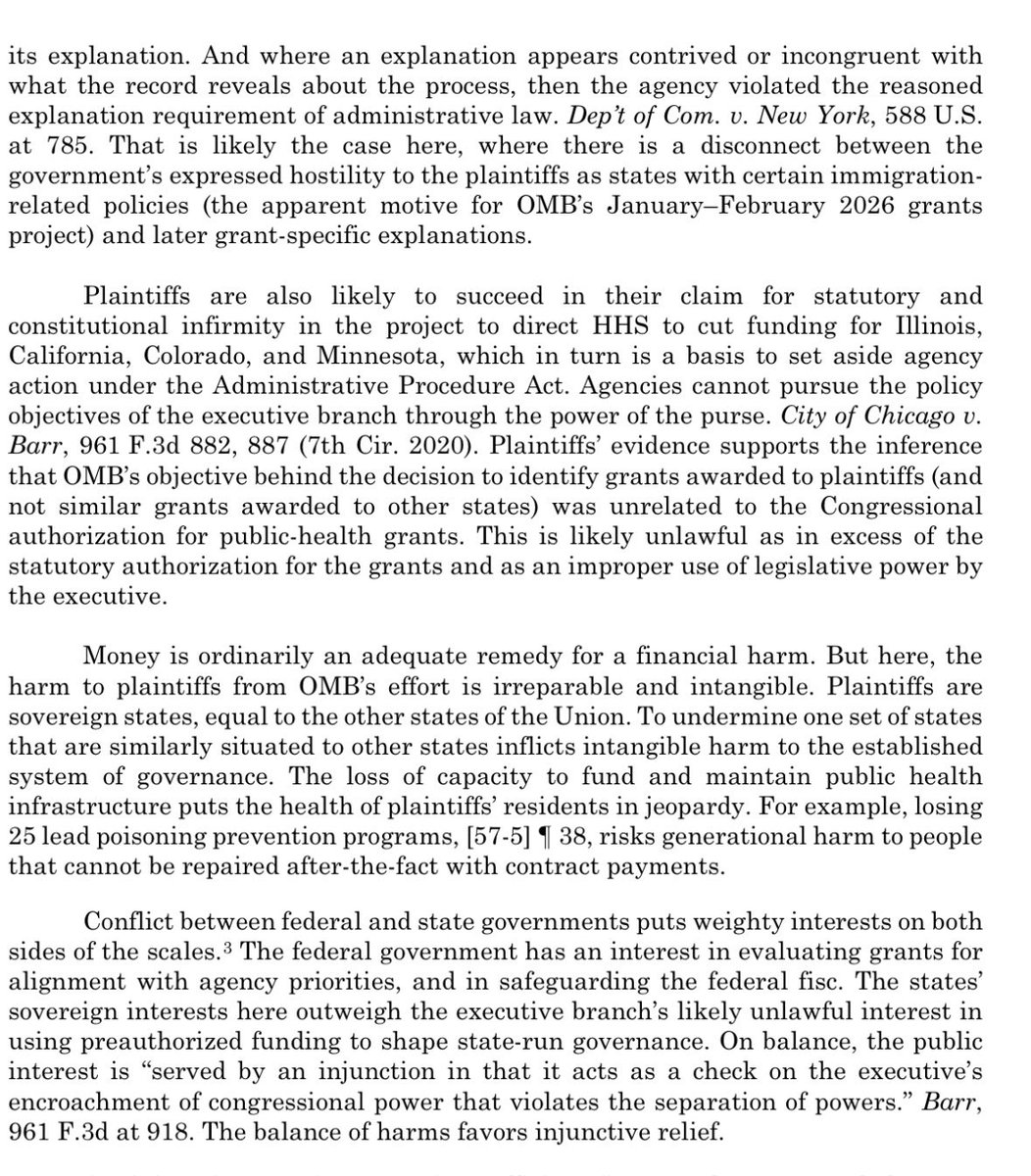 JUST IN: Judge Shah in Illinois has blocked the Trump admin from yanking $600m in public health funds from four blue states, saying it appeared to be a “contrived” and illegal effort to punish them for sanctuary immigration policies storage.courtlistener.com/recap/gov.usco…