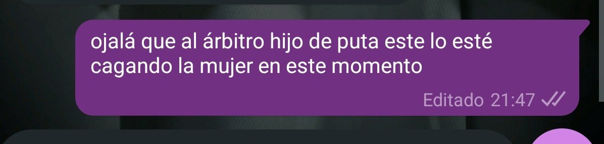 la seño a la mañana: no, no se le dicen cosas feas a tus amigos
la seño a la noche en la cancha: