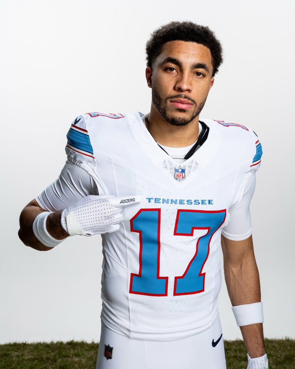 TURRON DAVENPORT tweet media