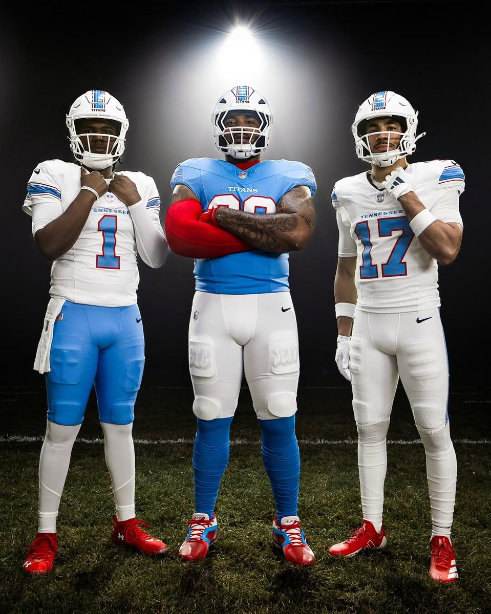 TURRON DAVENPORT tweet media