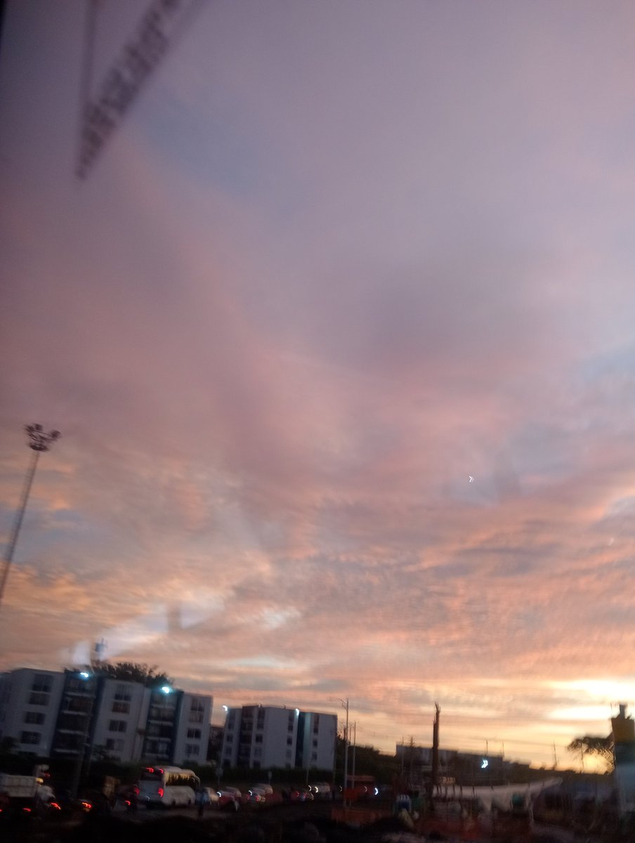 Jhon Jairo Henao García. tweet media