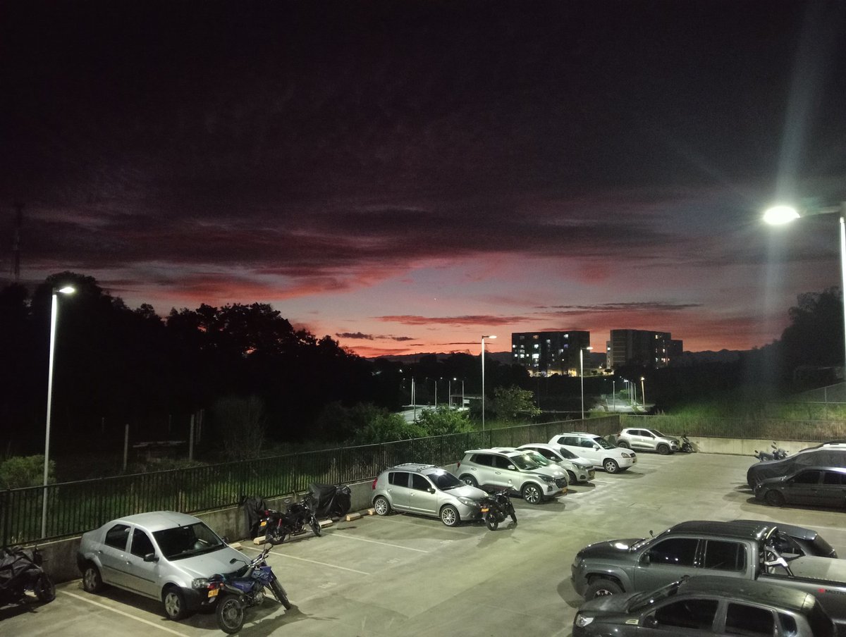 Jhon Jairo Henao García. tweet media