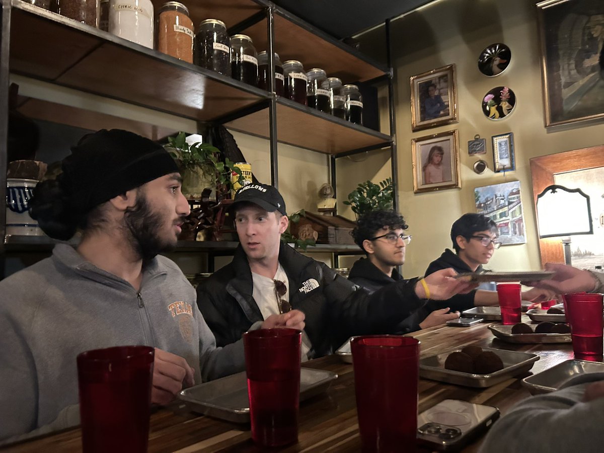 Jihan Kapur tweet media