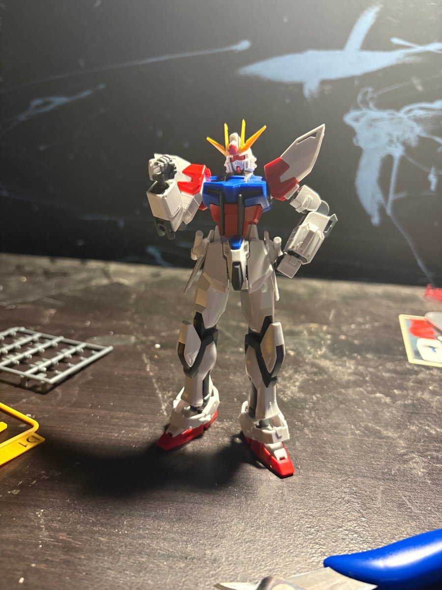 dbzbatman's tweet photo. My Gundam build not perfect, but I’m excited to start this #gundam #gunpul https://t.co/dGG69eRNhs