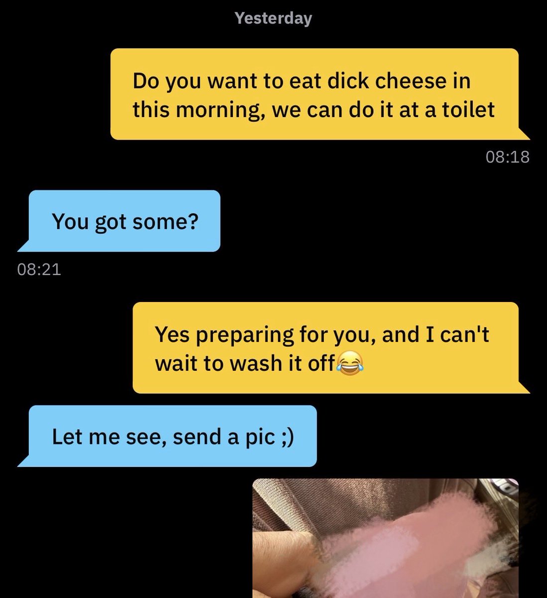 Zeppelimo's tweet photo. 遇到一个喜欢dick cheese的身材特别好的白人，不理解但照做😂
蹲下来一边闻一边打飞机，小口小口慢慢品尝，看起来真的很投入。他身材真的很好，胸也很大，吃他🍆的时候手忍不住一直捏乳头
当然也是我第一次喝白人的urine☺️ https://t.co/6uj3WPhdtA