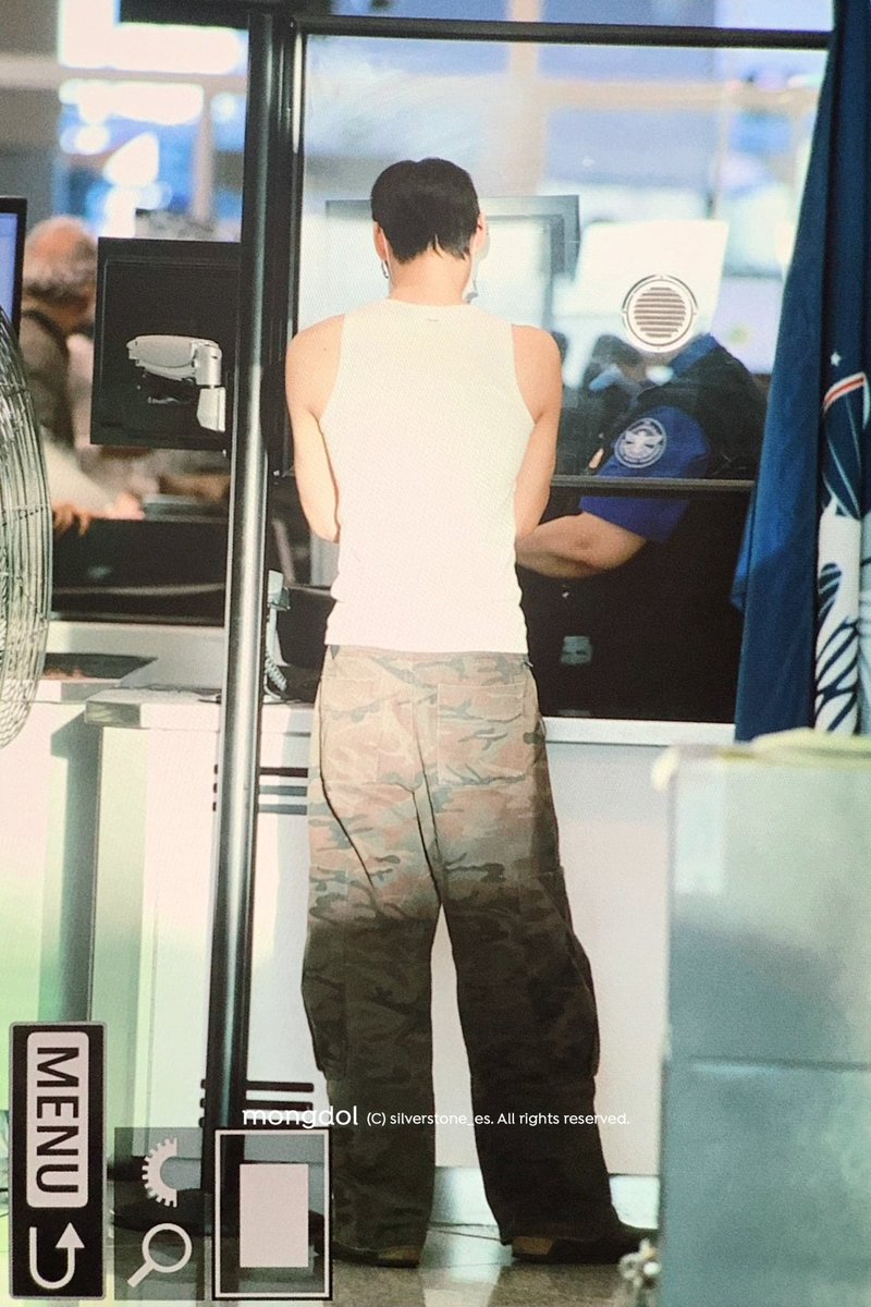 아니울옵 몸존예됏어;;; 눈떳더니내눈앞에서이오빵이가아침밥을위한불질하고잇럿으면좋겟다