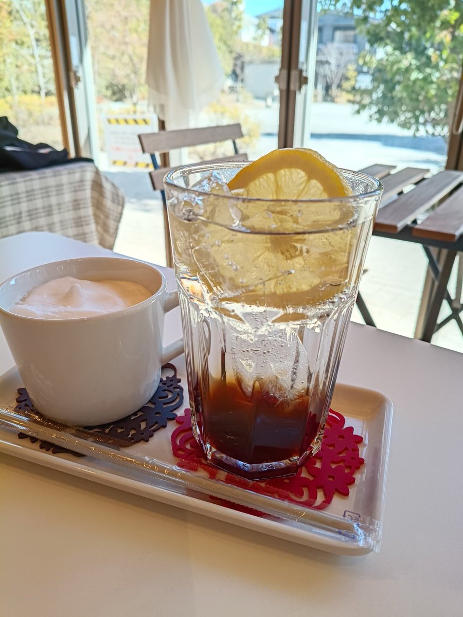 MeemeeCafe's tweet photo. コラボ営業のお知らせ
八王子市横山町のシェアキッチンcafebar5squareにてカフェ営業します。
ホワイトデーに営業します。スイーツ担当ぱおぱおさんが極上のスイーツを作ってくれるのでどうぞお楽しみに！
3/14（土）
cafe&amp;bar5square
（八王子市横山町）
10時から16時まで https://t.co/EeAoOfZx5t