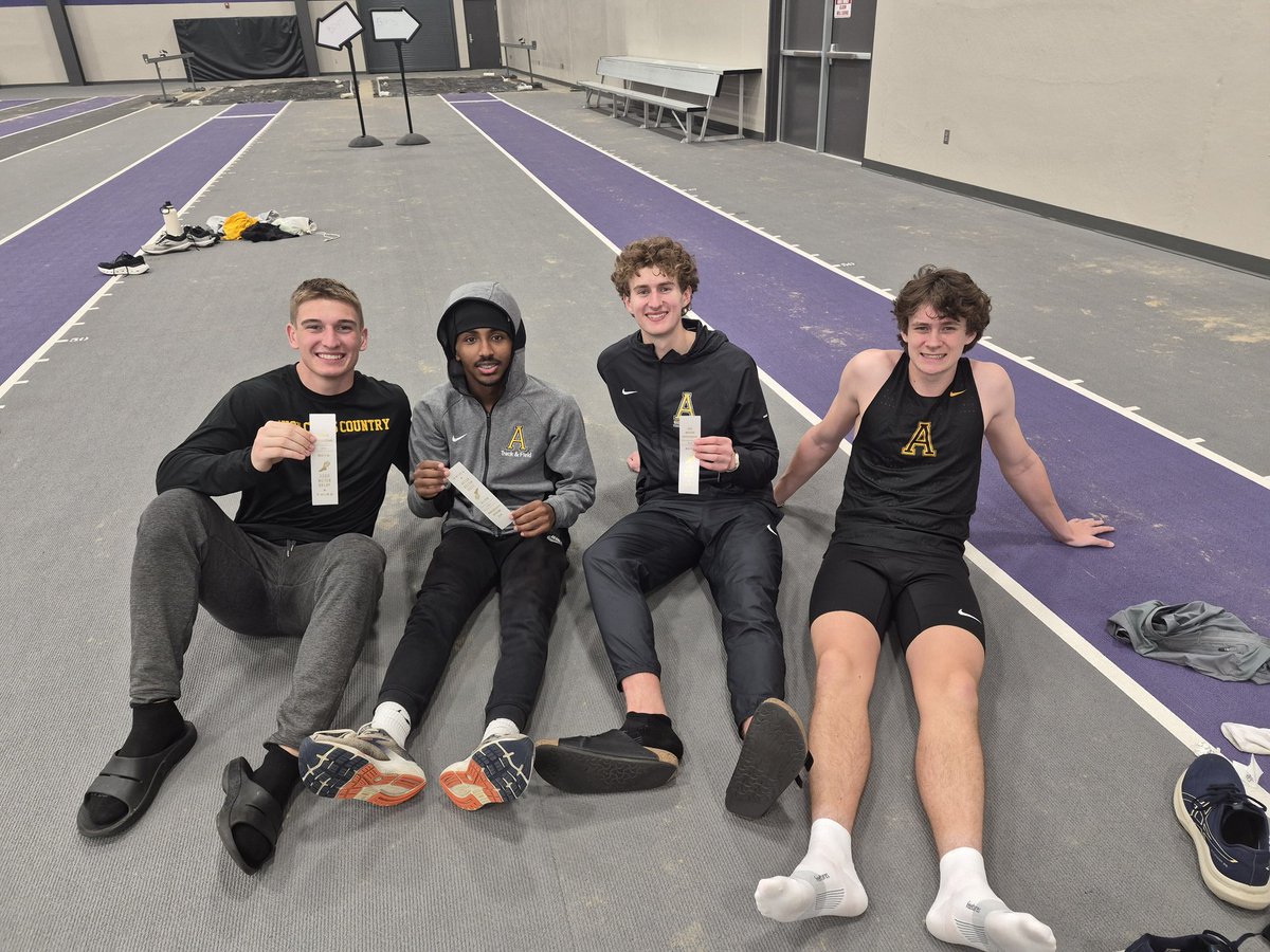 Avon Distance tweet media