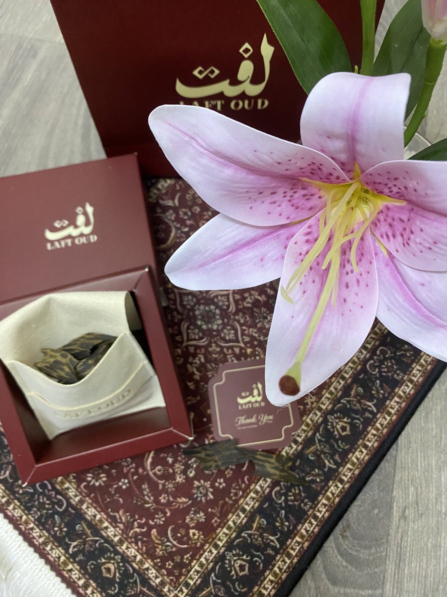 ji778i's tweet photo. أقصر قصه محزنه ولك هذا لففتتت كيف ماتبوني احاول كييييف المهم اني اعشق البراند هذا أفهمو
واسمعو موقفي معه عشان تعرفون لفت المُلفت
اختي أعجبتها ريحته واخذت اسم المتجر واخذت من عندي عشان تبخر فيه لو جاها ضيوف 
لو اتكلم عن حبي ل لفوتي من اليوم لبكره مارح اسكت
#لفت_للعود @LaftOud https://t.co/ZkgmRXUhps