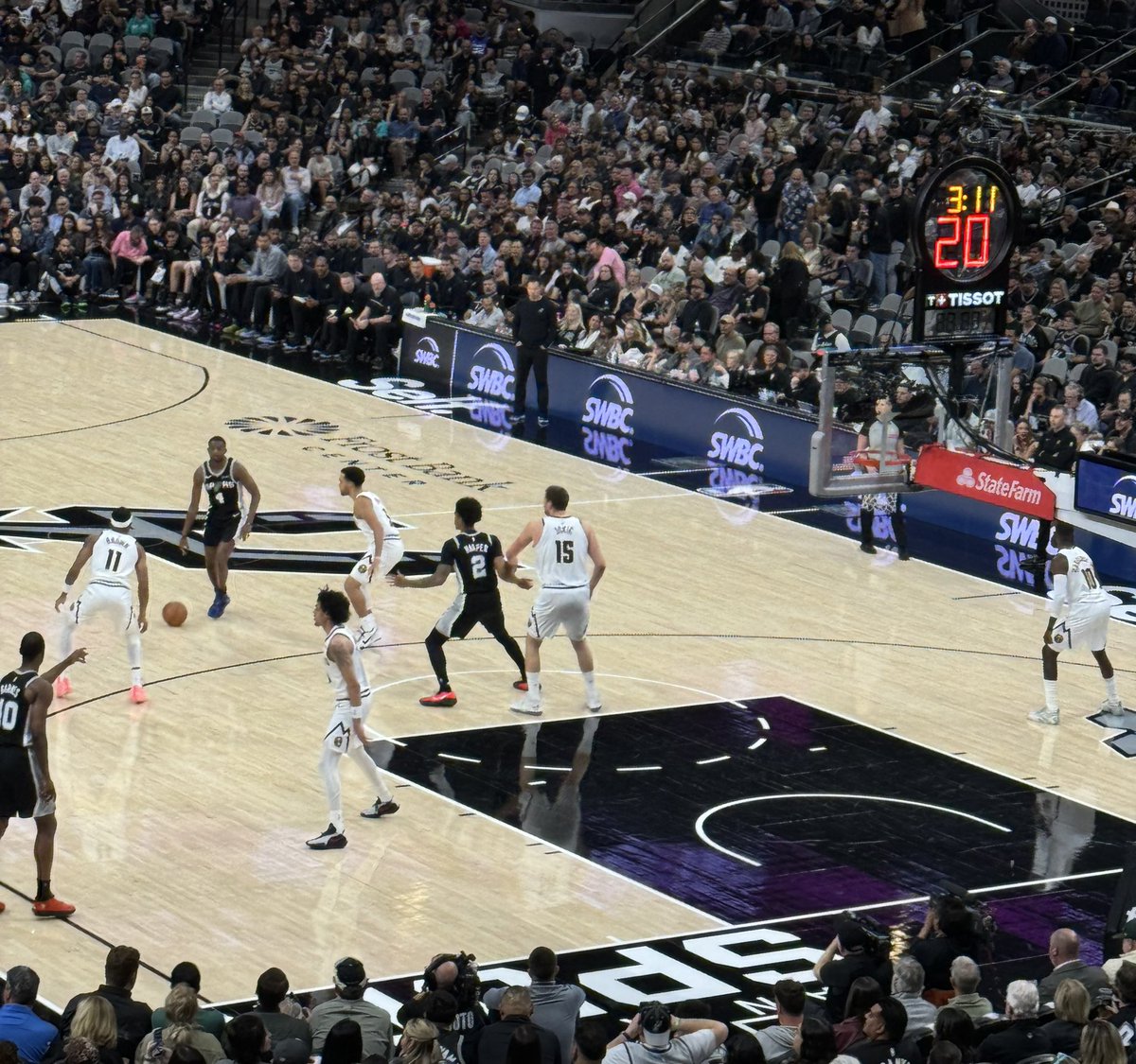 Basketball University tweet media