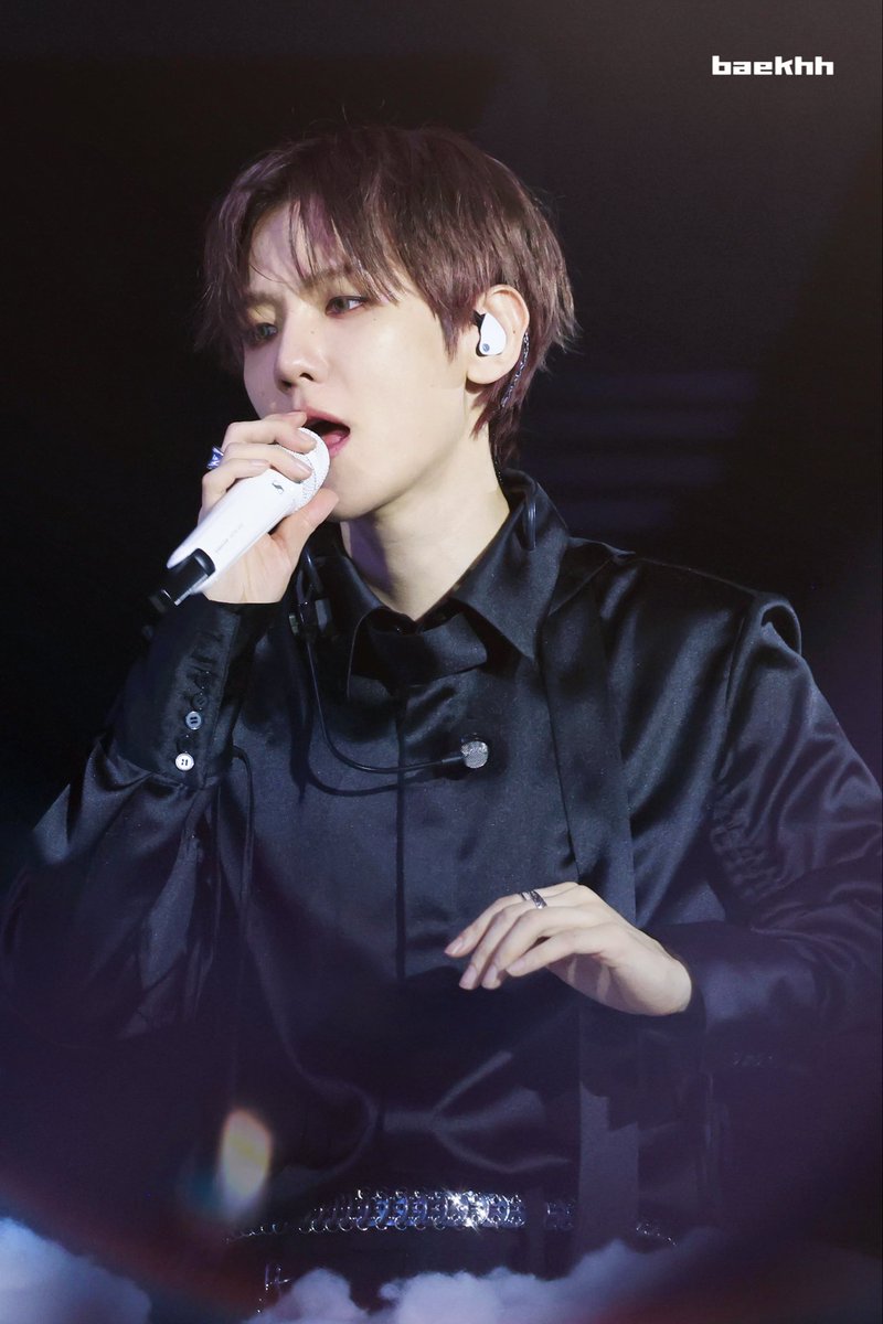 baekhh_56's tweet photo. My love-My baby^^

| 260104
<Reverie> in Seoul D-3
#백현 #BAEKHYUN #Reverie 
 #ベッキョン #伯贤 https://t.co/ssjs0419vw