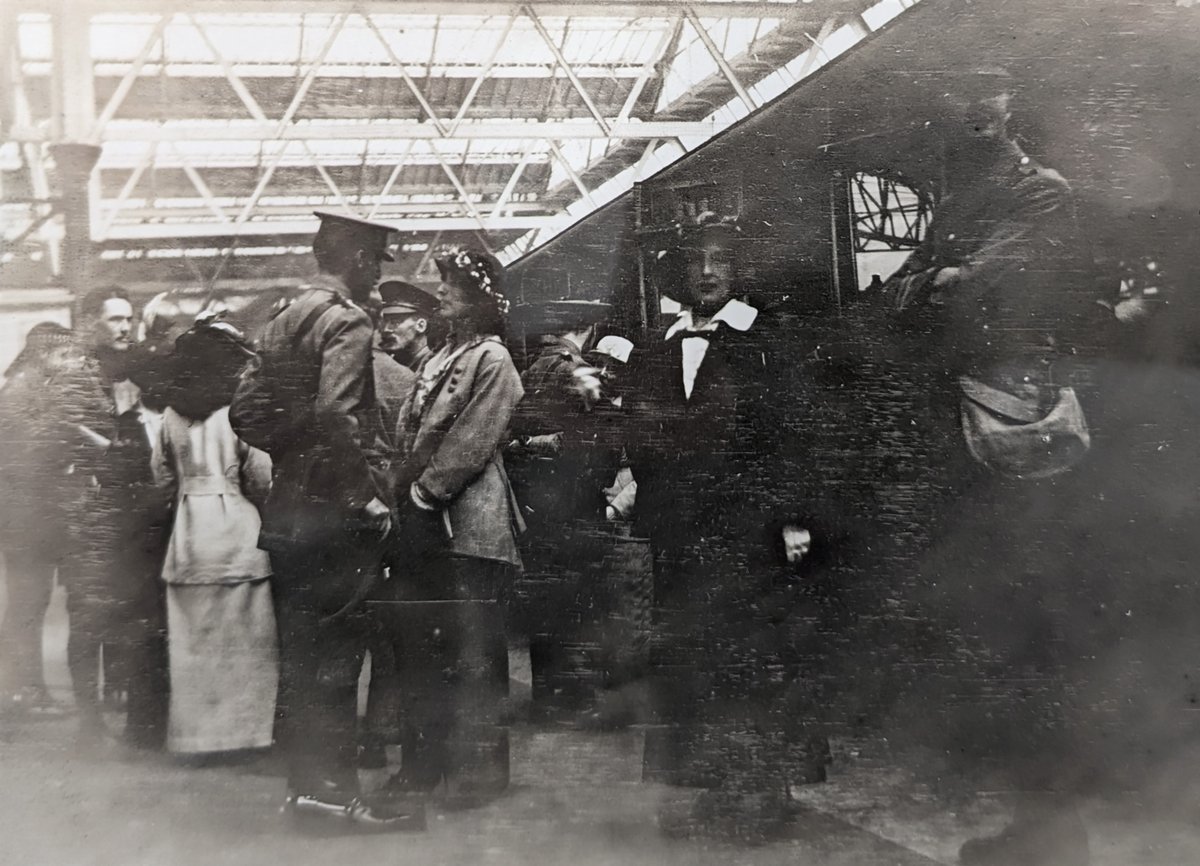 Little Gully Publishing tweet media