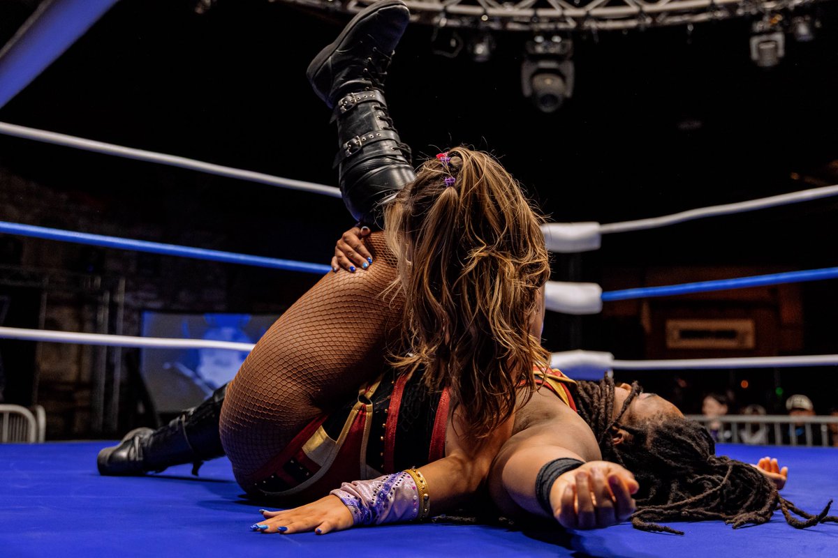 rachel_leyy's tweet image. I always post on insta and then forget my twitter friends I am so sorry the PoP will be better for my people🫶🏼👑💜 #prowrestling #womenswrestling #freeagent #wwe #tna #aew