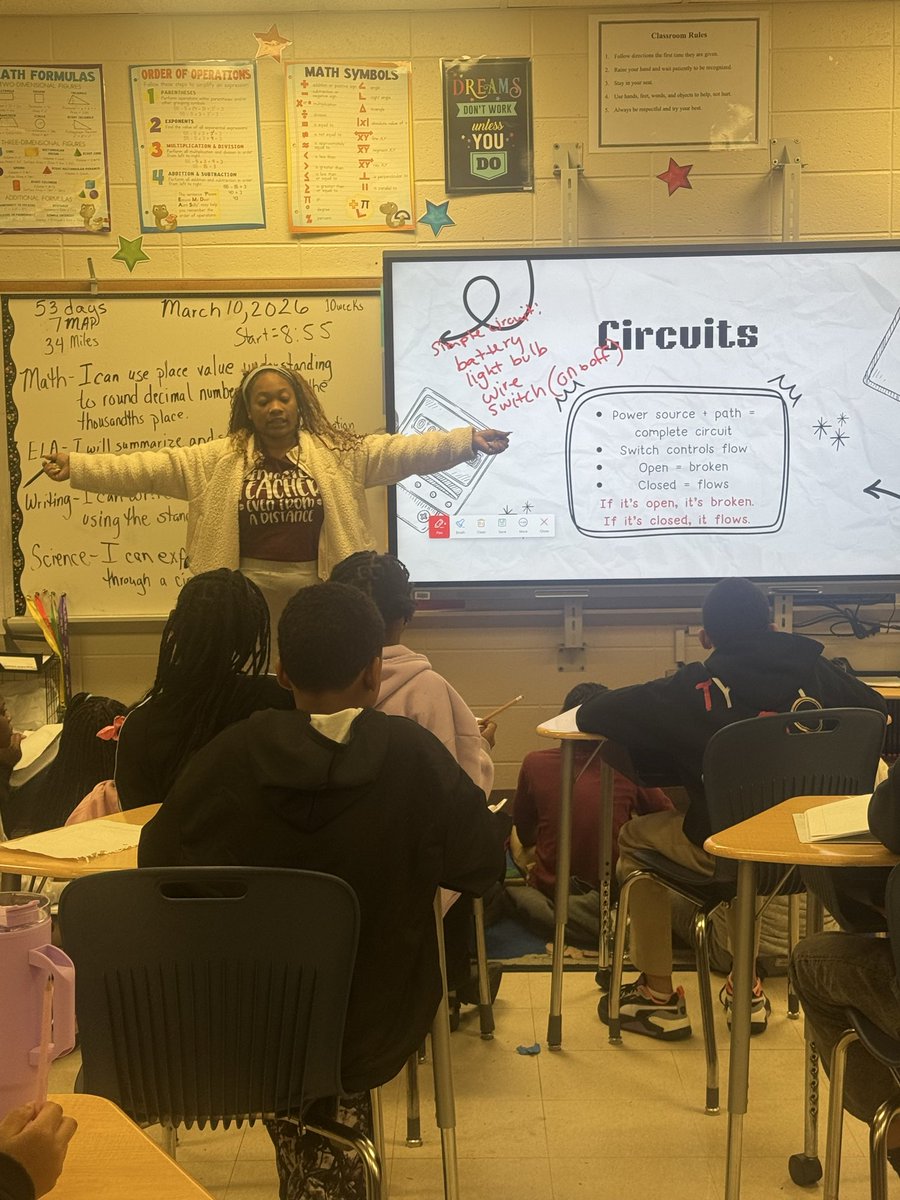 Ms. Bervine ✨ tweet media