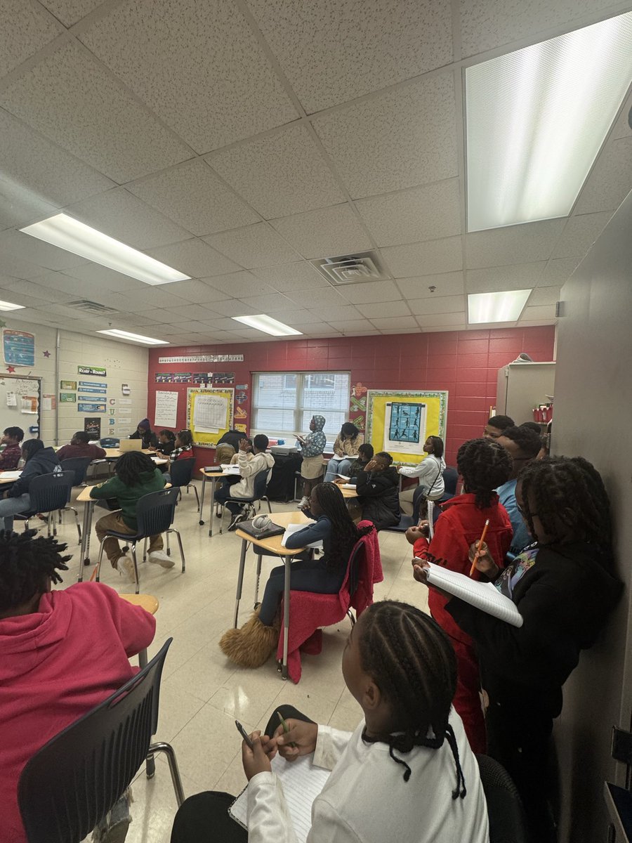 Ms. Bervine ✨ tweet media