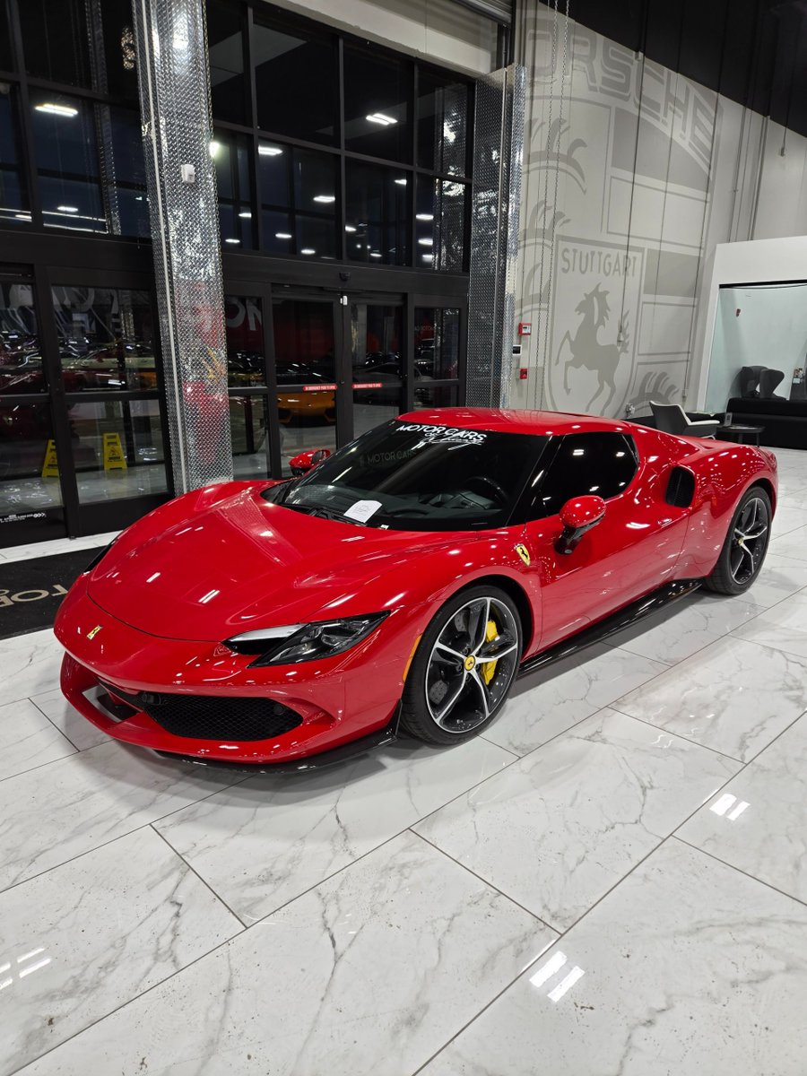 Irine332332's tweet image. That Ferrari’s definitely a dream car!💥

#FerrariDream 
#GoalsInTheMaking 
#NeverStopGrinding