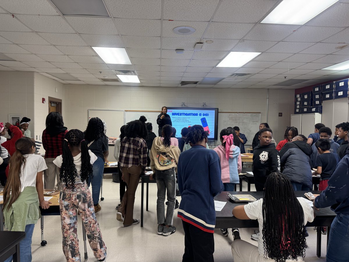 Ms. Bervine ✨ tweet media