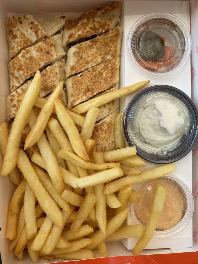 سلطان tweet media