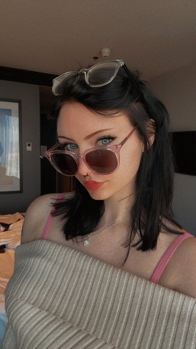 not bread 🍞 tweet media