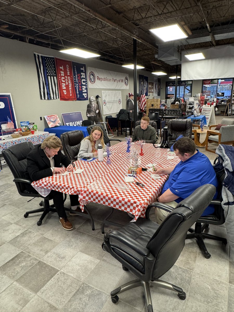 St. Croix Valley Young Republicans tweet media