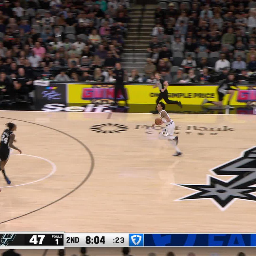 DYLAN BLOCK ➡️ STEPH THREE
📺 @FanDuelSN_SW