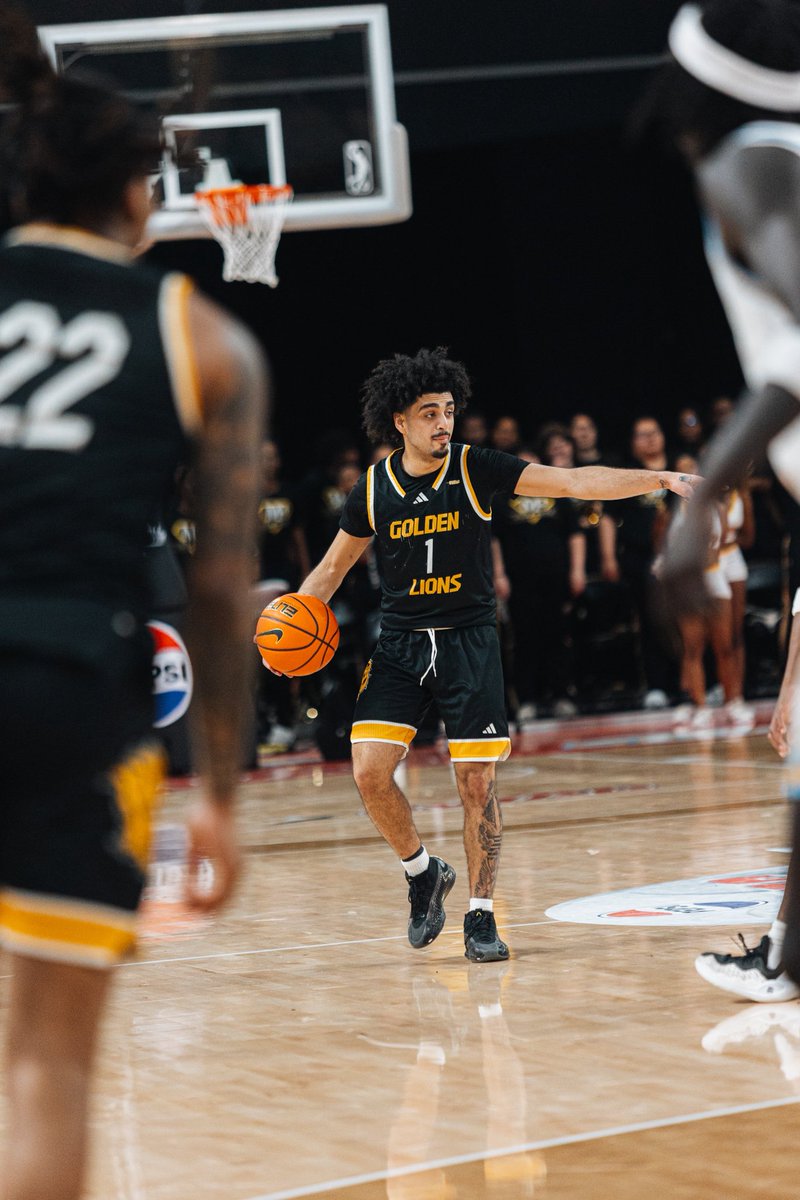 UAPBLionsMBB's tweet photo. Finish 🔨

#ItsTime https://t.co/t2g89M6XYx
