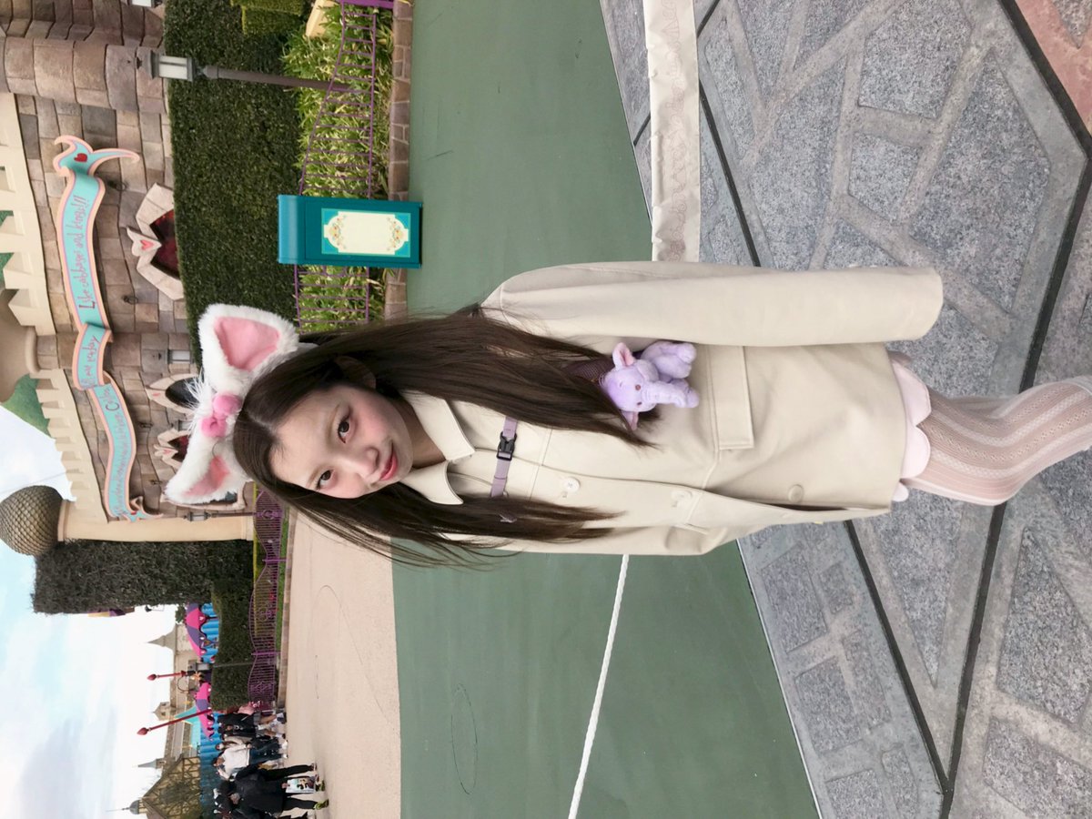モナ子 tweet media