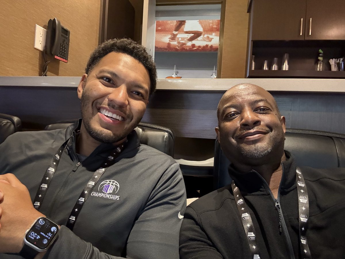 Tim Wise tweet media