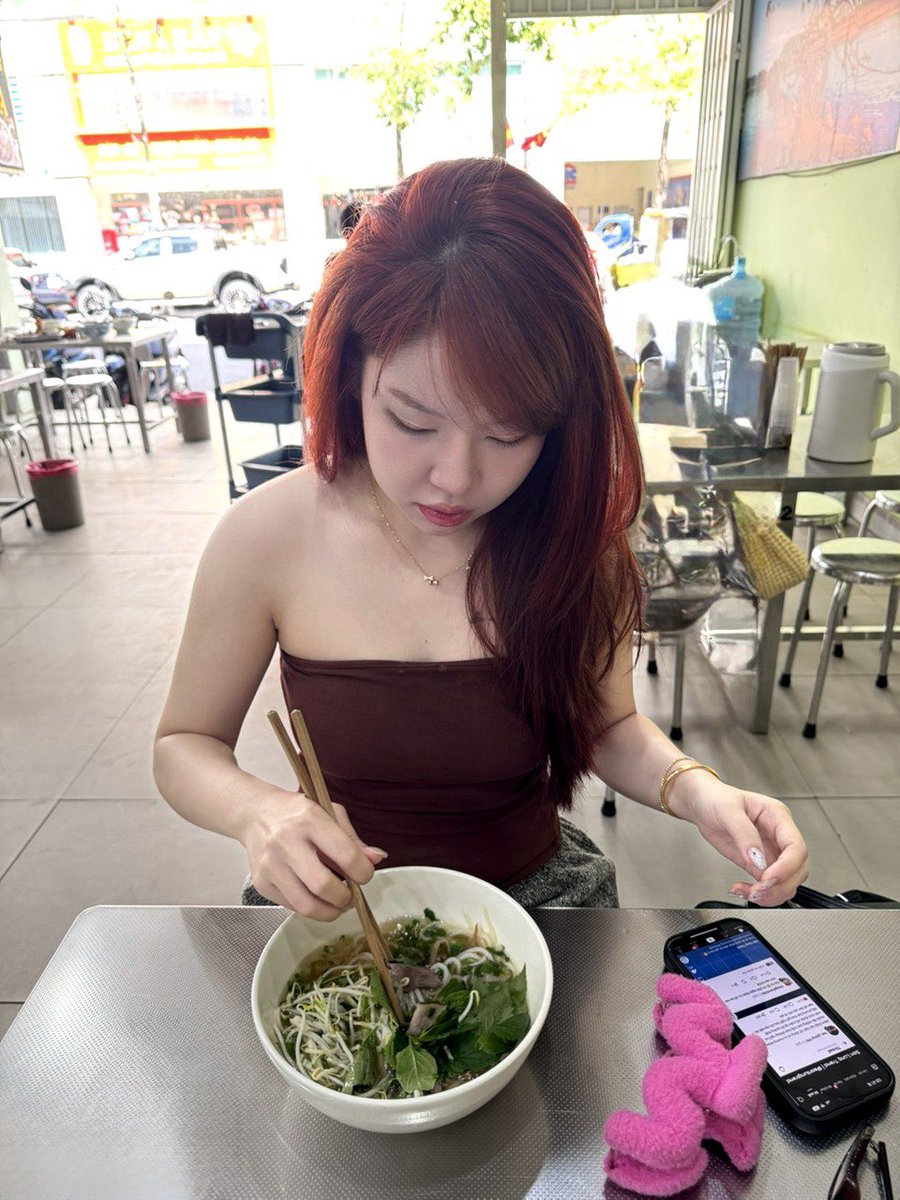 Jade Truong tweet media