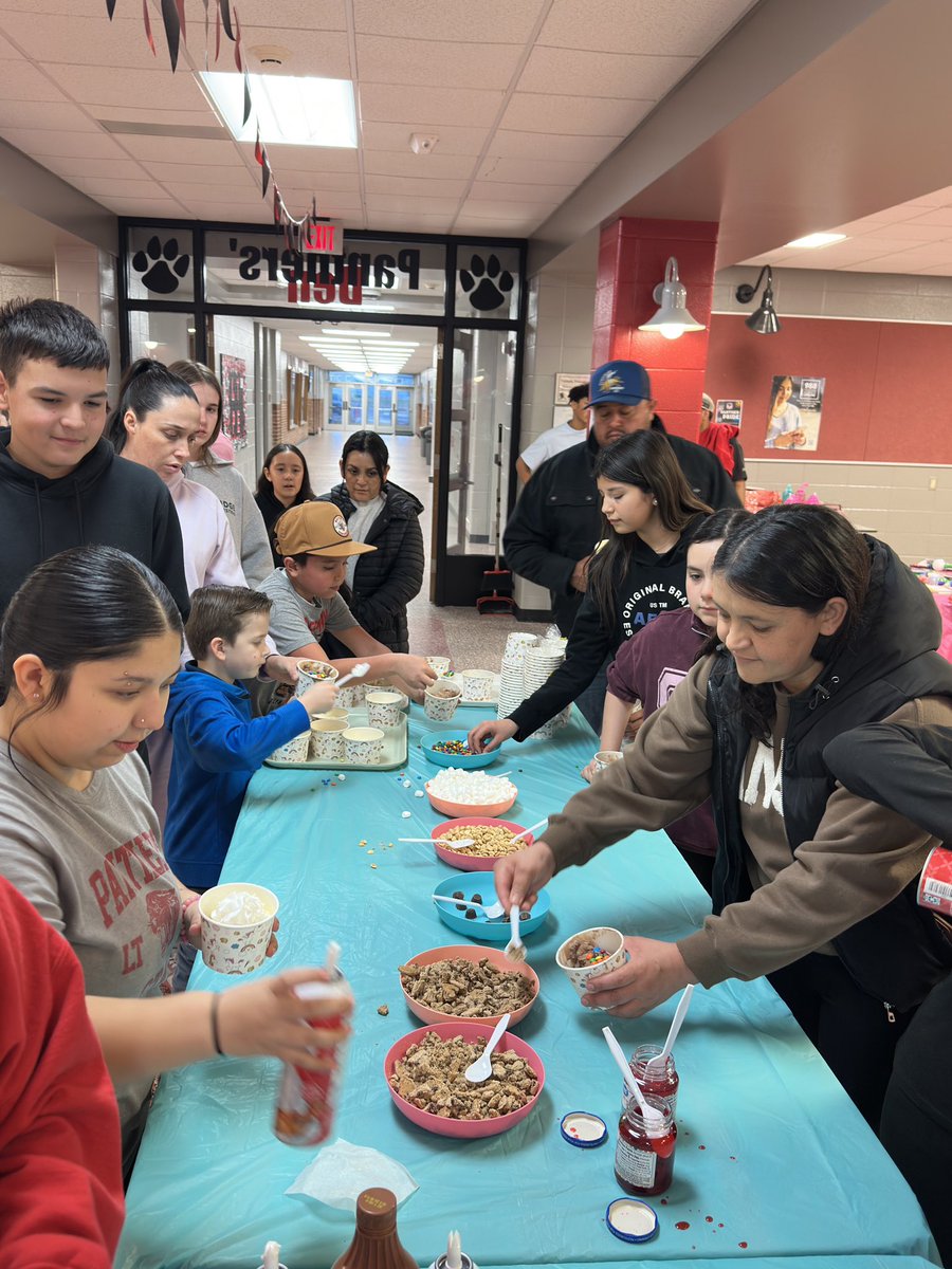 Lexington Trails Middle School tweet media