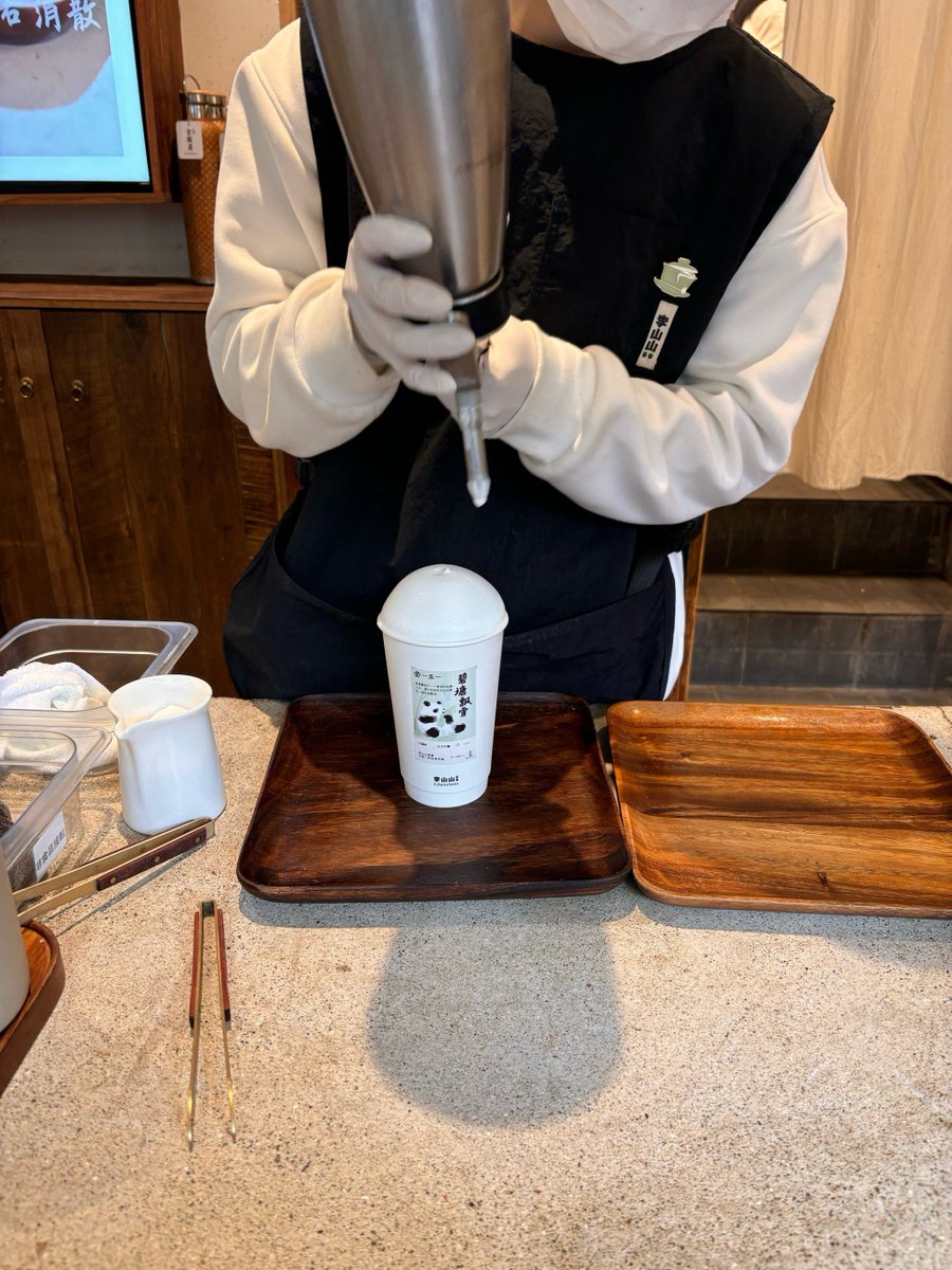 AnjaLabevi's tweet image. When your intern says "I’ll ‘debug’ the coffee machine" and actually fixes it + brews perfect lattes. Office MVP now.  #WorkHumor #InternWin