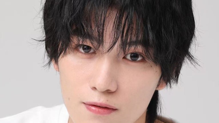 mezamashimedia's tweet photo. 『弟に人生を喰われる前に、タイムリープ-天才作家・夏樹光流-』FOD SHORTで独占配信スタート！

米村知希さん&amp;吉田こうさんW主演

恋人を救い、奪われた名を奪い返す
敵は弟、タイムリミットは1ヵ月

愛と憎しみが絡み合う
歪んだ兄弟のタイムリープ・サスペンス

▶️https://t.co/C3xsqaMVBG https://t.co/eXEnstxVAZ