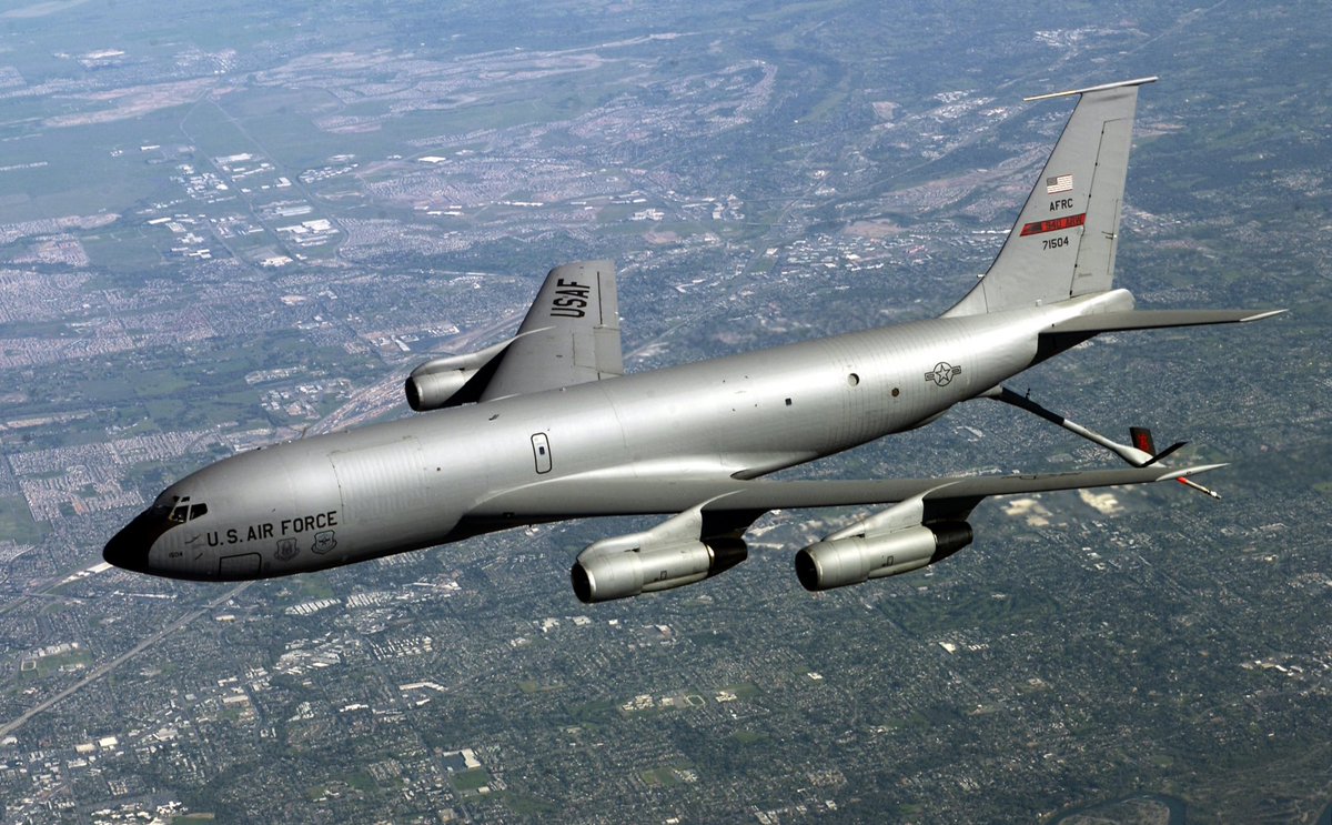 WW3_Observer's tweet photo. A U.S.-owned KC-135 aerial refueling aircraft has crashed. Search and rescue operations for the crew have been initiated, it was reported. -CENTCOM
#วันนี้ของเราเก่งน้ําปิง #٢٠رمضان #سلام_ٹیسوری https://t.co/mLCpUUUT3o