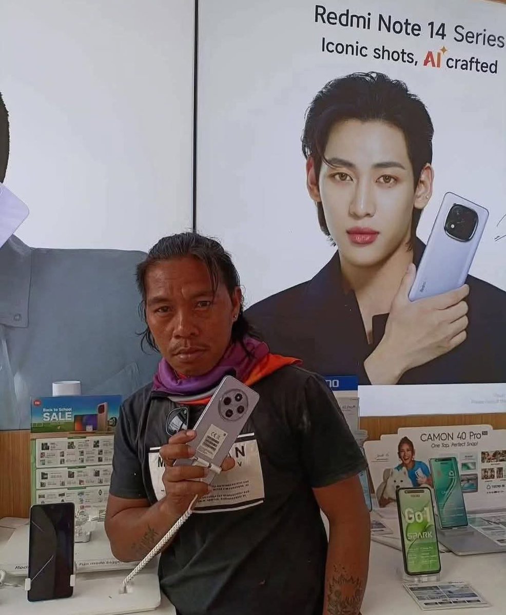 KucengTerbanggg's tweet photo. Mirip dikit https://t.co/U3mg0SVKmq