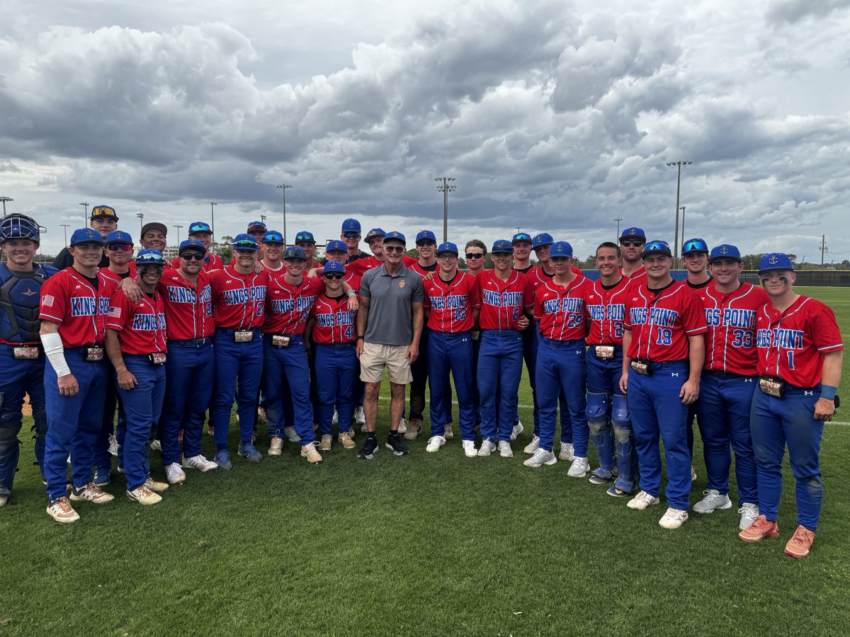 USMMA Baseball tweet media